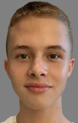 Леон Кемстач