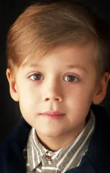 Роман Петров